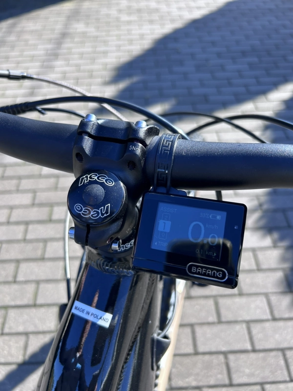 Velmar - rower elektryczny M-Bike eFull 2.0 29 czarny_12.JPEG