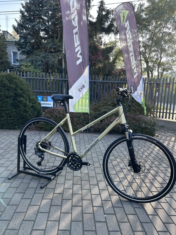 Velmar - Merida Crossway 300 Lady Silk Champagne 2025_1.JPEG