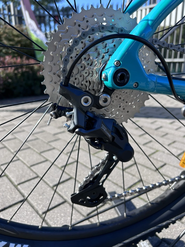 Velmar - Merida Big Nine 300 Lite Metalic Teal_3.JPEG