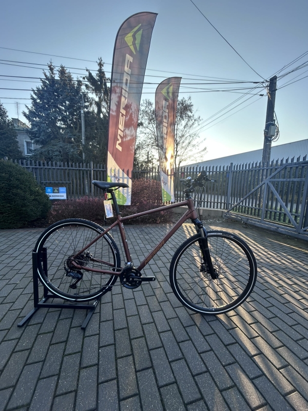 Velmar - Merida Crossway 100 Matt Bronze 2025_1.JPEG