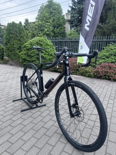 Velmar - Merida Silex 7000 Black 2025_2.JPEG