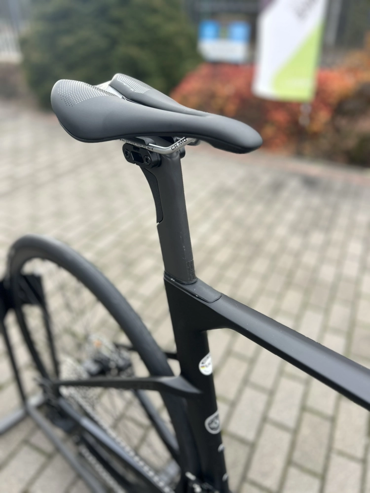 Velmar - Merida Reacto Black 2026_6.JPEG