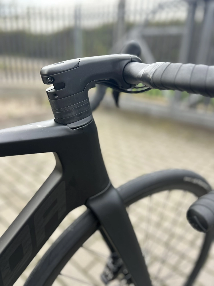 Velmar - Merida Reacto Black 2026_14.JPEG