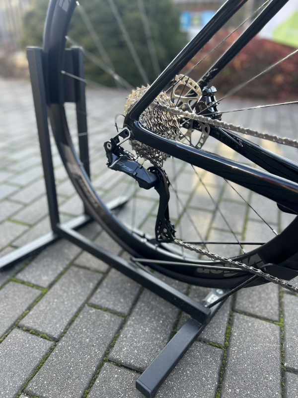 Velmar - Merida Scultura 5000 Black 2026_6.JPEG