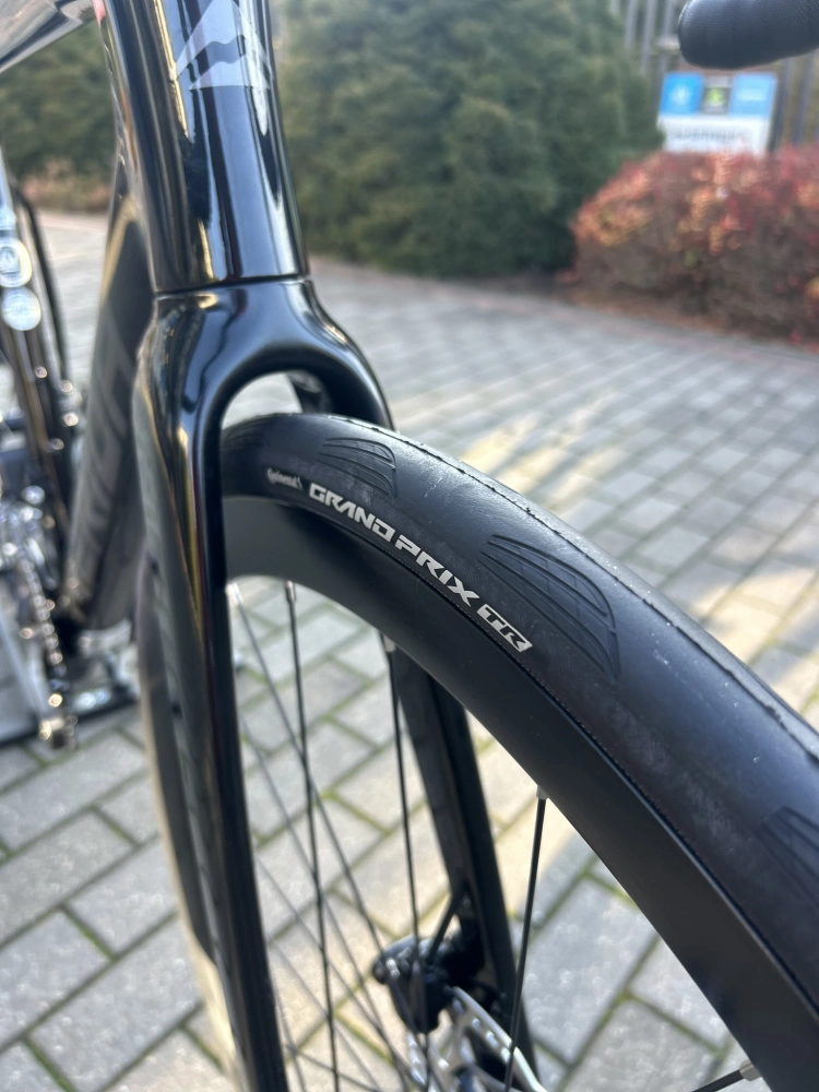 Velmar - Merida Scultura 5000 Black 2026_10.JPEG