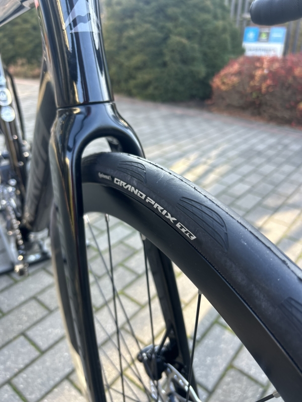 Velmar - Merida Scultura 5000 Black 2026_10.JPEG