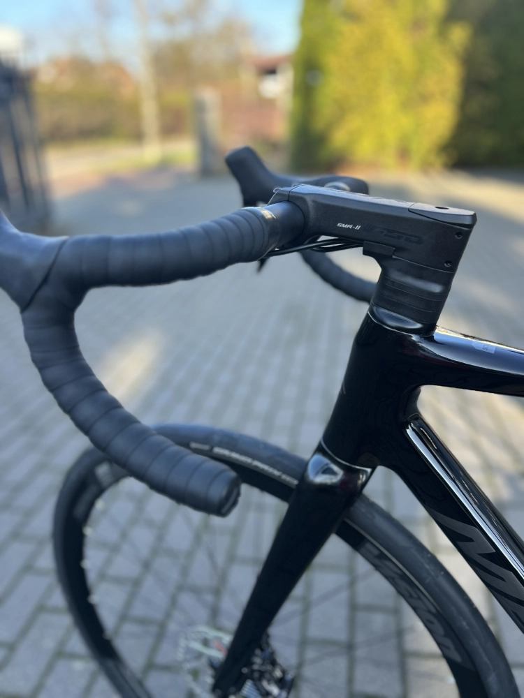 Velmar - Merida Scultura 5000 Black 2026_15.JPEG