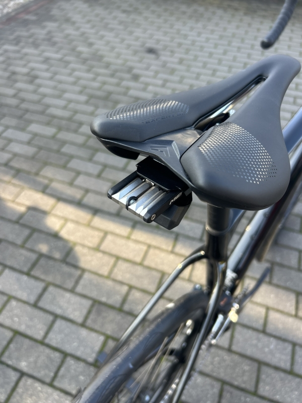 Velmar - Merida Scultura 5000 Black 2026_16.JPEG