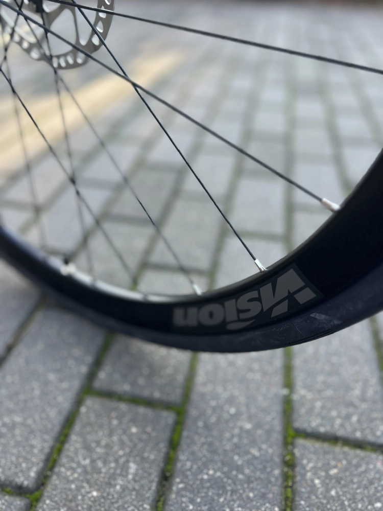 Velmar - Merida Scultura 5000 Black 2026_20.JPEG