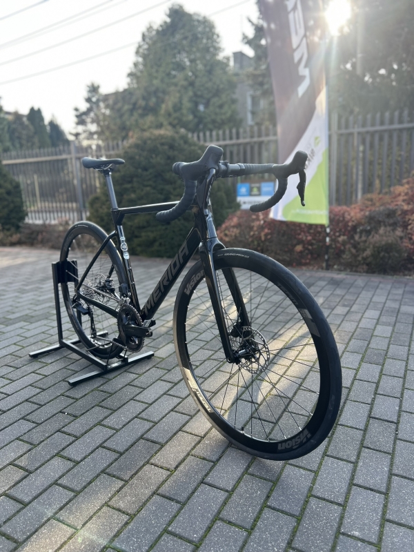 Velmar - Merida Scultura 5000 Black 2026_2.JPEG