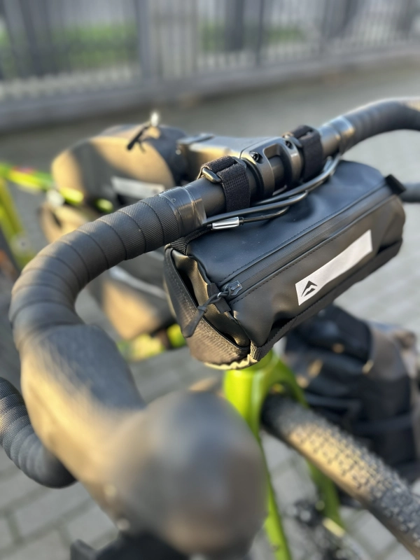 Torba na kierownice Merida Silex Essentials_2.JPEG