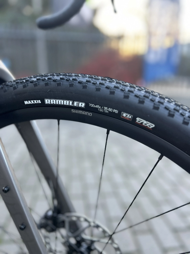 Velmar - Merida Silex 7000 Warm Slate Grey 2026_14.JPEG