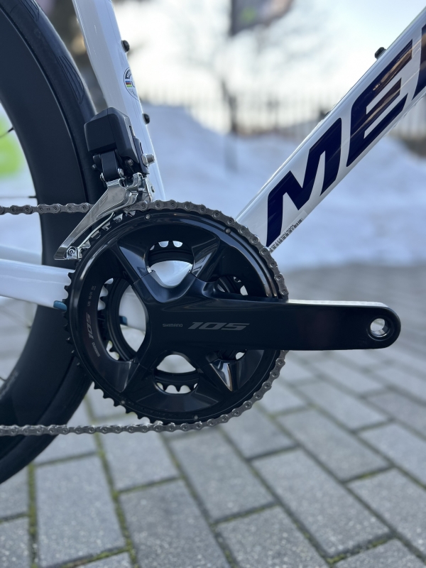 Velmar Rower szosowy Merida Scultura 6000 Pearl 2026_4.JPEG