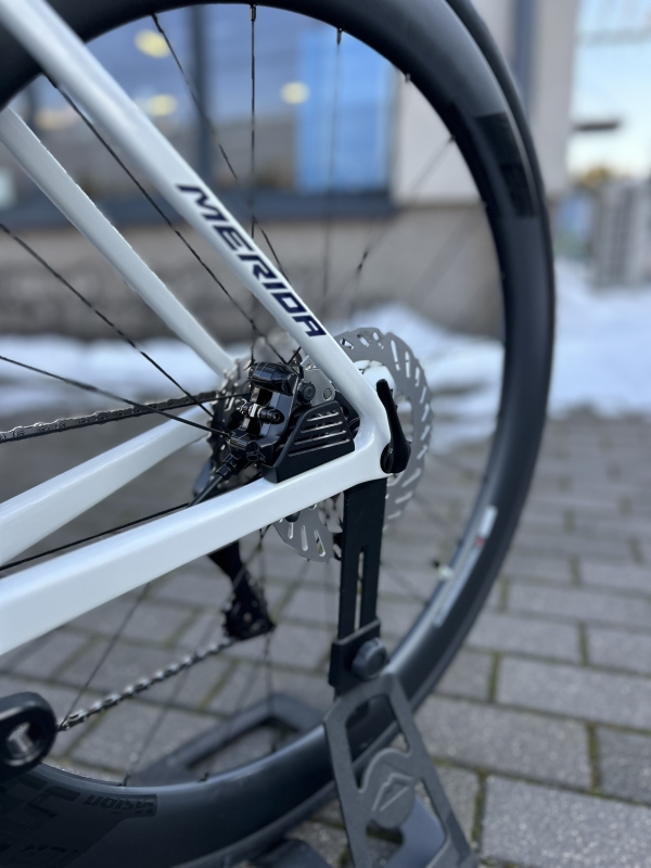 Velmar Rower szosowy Merida Scultura 6000 Pearl 2026_9.JPEG