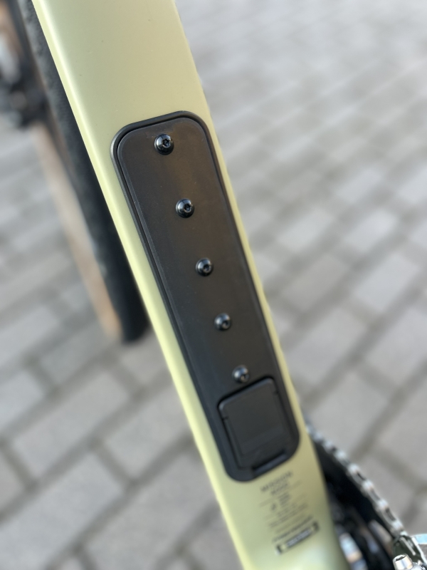 Velmar - Merida Mission 4000 Silk Low Key Green 2026_12.JPEG