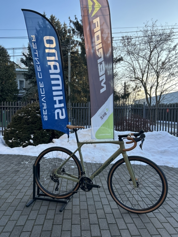 Velmar - Merida Mission 4000 Silk Low Key Green 2026_1.JPEG